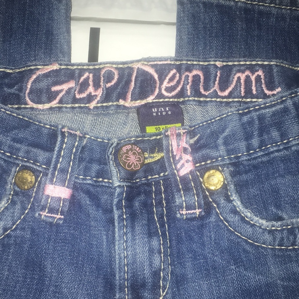 Stylish Gap Jeans for Girls Size 10 - Picture 2 of 3